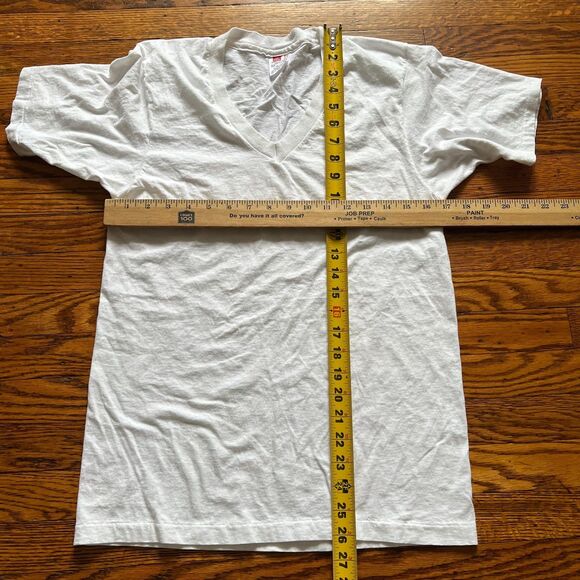 Vintage Hanes V-Neck Solid Blank White T-Shirt Men's Medium Minimal - Picture 3 of 6